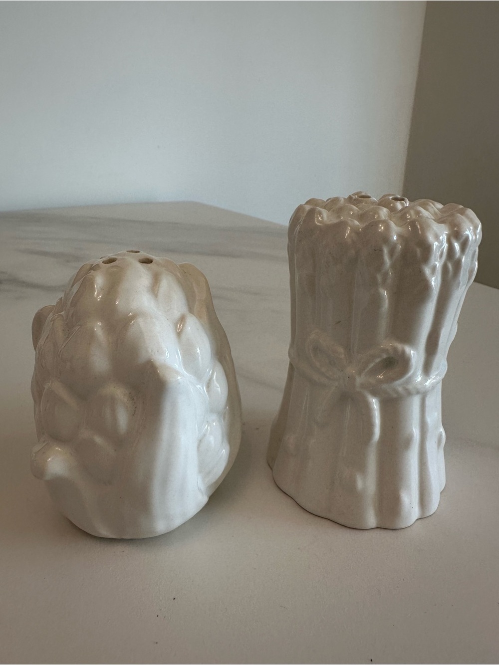 Vintage White Ceramic Asparagus & Artichoke Salt and Pepper Shakers Set